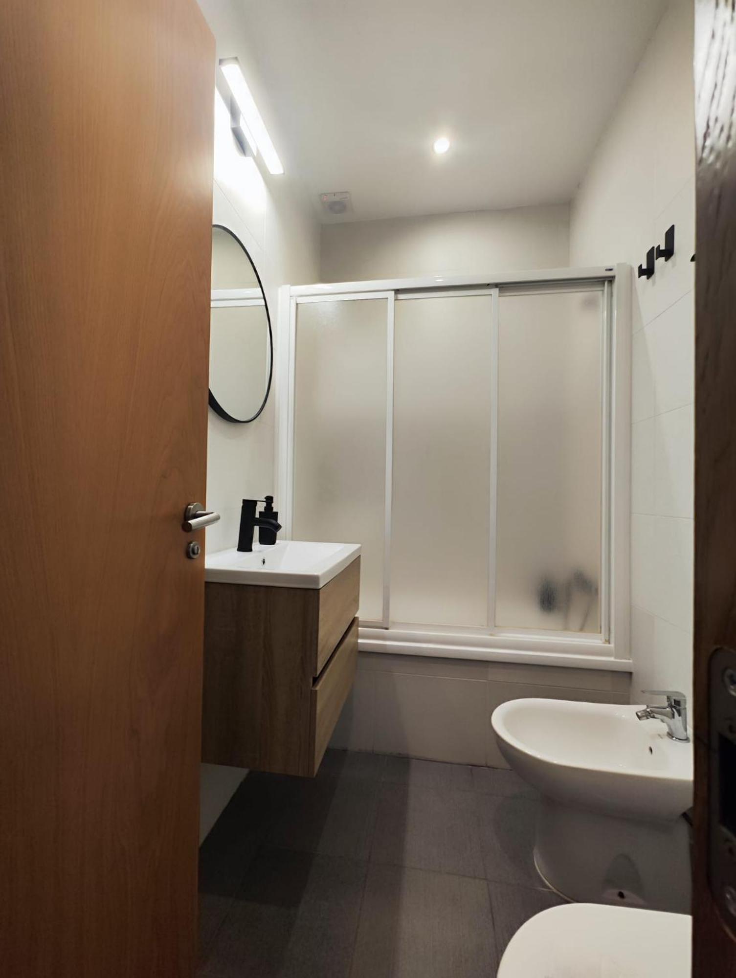 Suite Del Mercado Little Apartments كاديز المظهر الخارجي الصورة